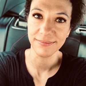 Meet your Posher, Simone